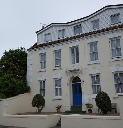 Franklyn Guesthouse 圣赫利尔泽西 外观 照片