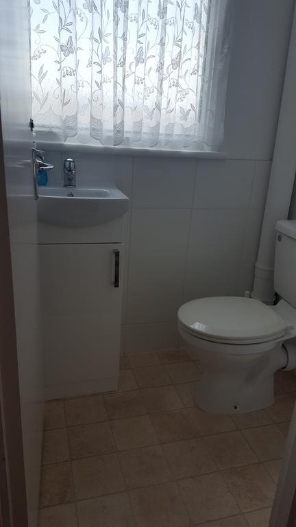 Franklyn Guesthouse 圣赫利尔泽西 外观 照片